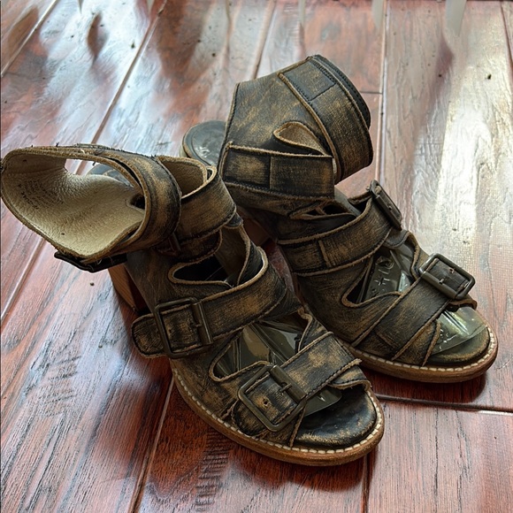 Freebird by Steven Shoes - Women's Distressed Brown Sandals